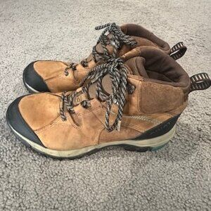 Ariat Skyline Mid Waterproof Boot in Distressed Brown Leather - Size 9.5 - EUC